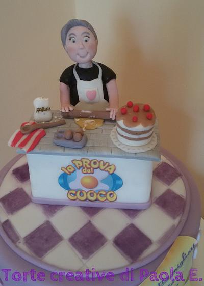 grandhmother cooking cake (torta per una nonna che ama cucinare) - Cake by Paola Esposito
