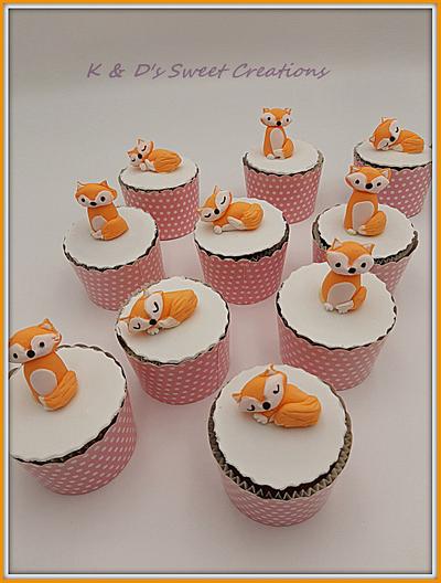 Fox themed cupcakes - Cake by Konstantina - K & D's Sweet Creations