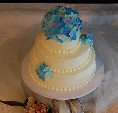 Best Friend's Wedding Cake - Cake by CakesbyMayra