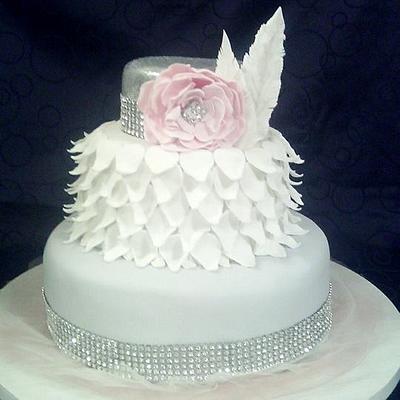 smaller wedding cake - Cake by idtorte