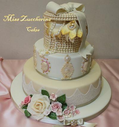 Vanity cake - Cake by Miss Zuccherina cake designer