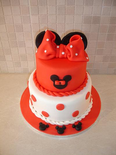 Minnie Mouse in red - Cake by Dora Avramioti