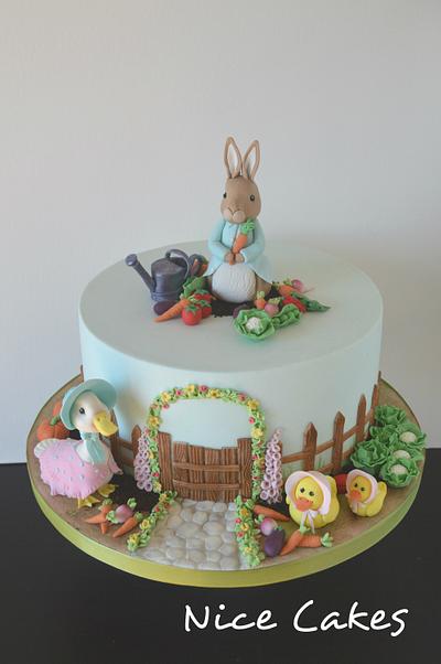 Peter Rabbit cake - Cake by Paula Rebelo