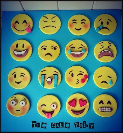 Emoji cupcake toppers - Cake by Renee Daly