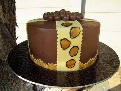 Leopard spots  - Cake by Michelle