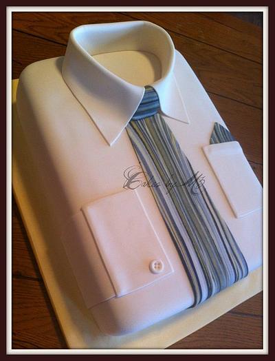 Shirt and Tie Cake - Cake by SwevenConfections