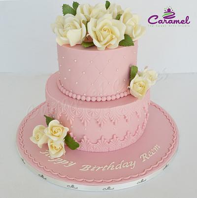 Simple n Elegant ! - Cake by Caramel Doha