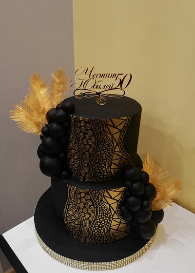 Black and gold - Cake by Nora Yoncheva