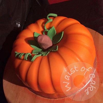 Pumpkin - Cake by Waist of Cake 