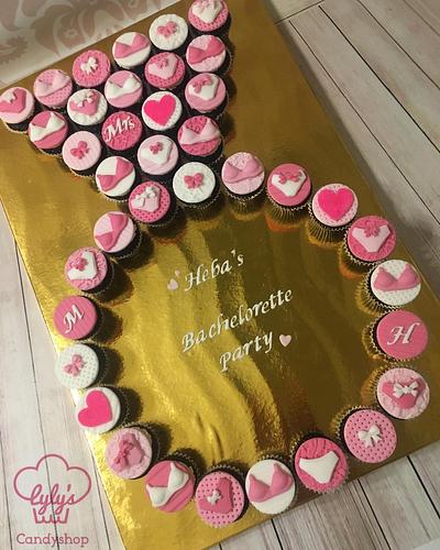 Bachelorette Party Mini Cupcakes 💕 - Cake by Maaly