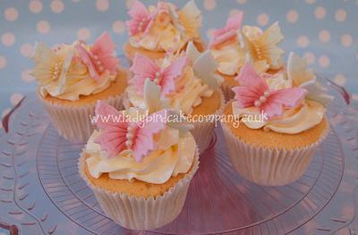 Butterfly cupcakes - Cake by ladybirdcakecompany