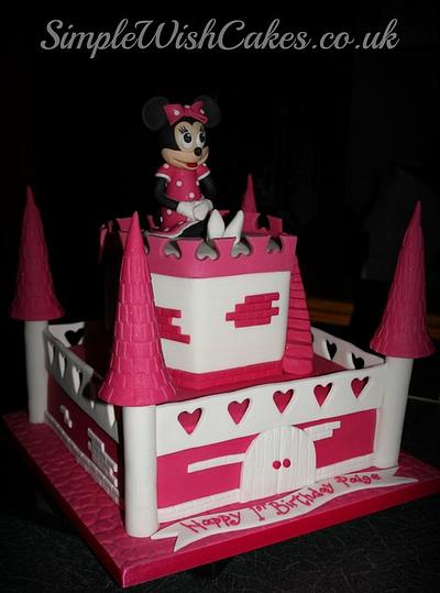 Hot Pink and Girly - Cake by Stef and Carla (Simple Wish Cakes)