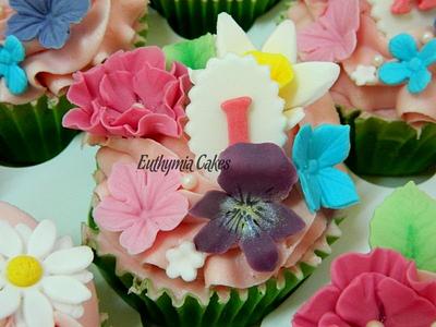 Flower Cupcakes - Cake by Eva
