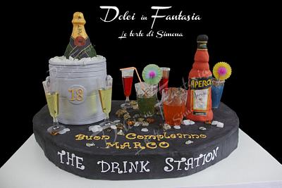 The Drink Station - Cake by Simona