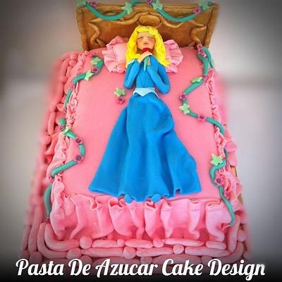 La bella addormentata - Cake by Surelis Vazquez Vicet