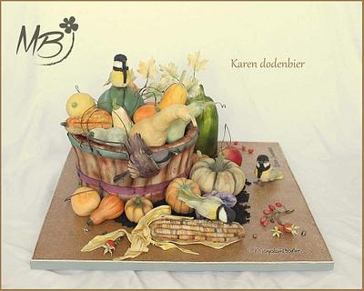Marjolein Bastin  cake & flower art  collaboration  - Cake by Karen Dodenbier