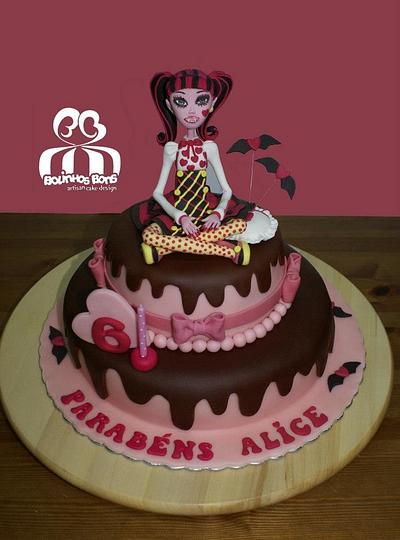Alice's Draculaura - Cake by Bolinhos Bons, Artisan Cake Design (by Joana Santos)