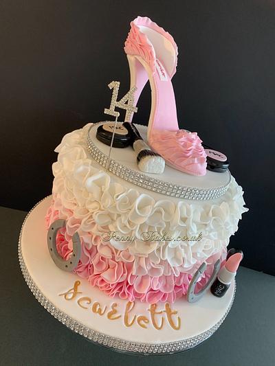 High heeled shoe cake  - Cake by Penny Sue