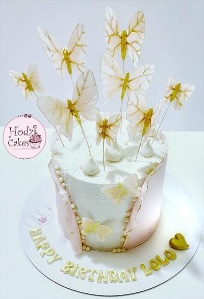 Butterflies Cake🦋  - Cake by Hend Taha-HODZI CAKES