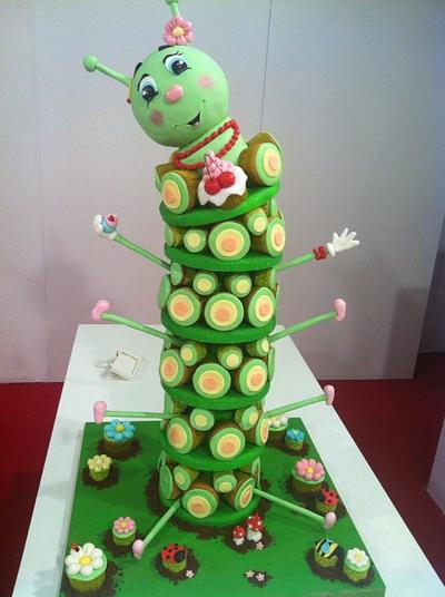 cupcake tower 3D - Cake by  La Camilla 