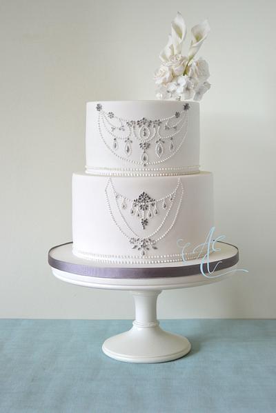 Sarah - Cake by Amanda Earl Cake Design