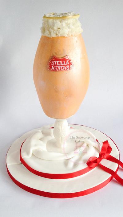 stella - Cake by The Snowdrop Cakery