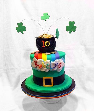 St Patrick Leprechaun Hat birthday cake - Cake by Jenny Kennedy Jenny's Haute Cakes