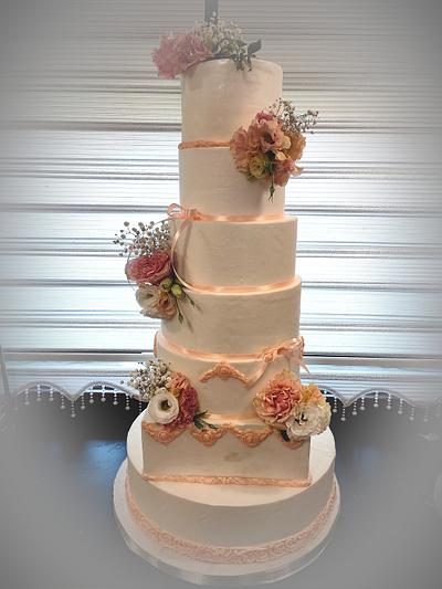 Wedding cake  - Cake by Tsanko Yurukov 