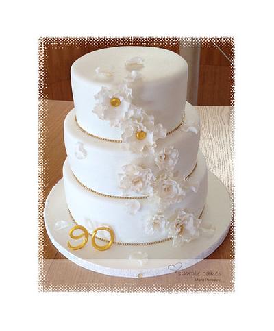 sweet 90... - Cake by simple cakes - Mara Paredes