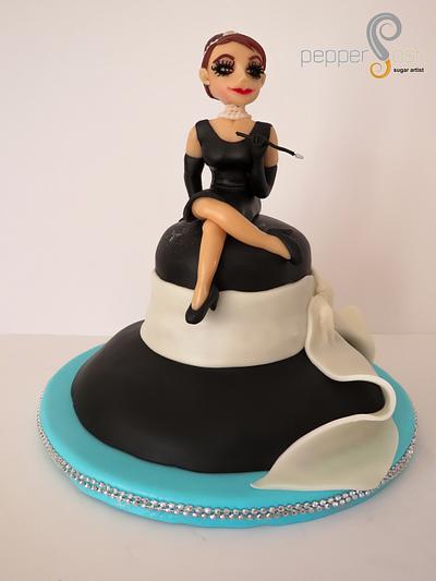  Audrey Hepburn - Breakfast @Tiffany's - Cake by Pepper Posh - Carla Rodrigues