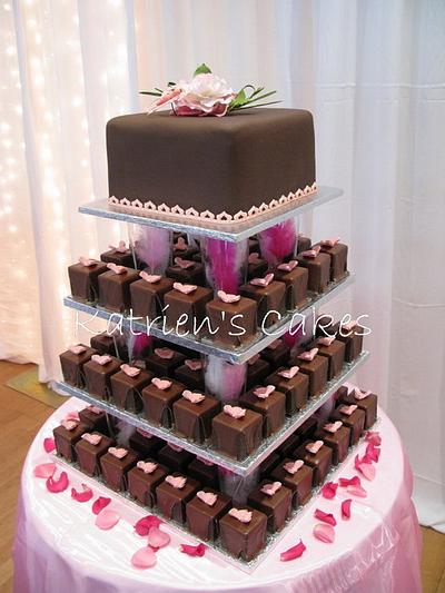 Square Chocolate Mini Cakes - Cake by KatriensCakes