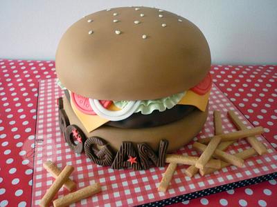Cheeseburger & Fries birthday cake - Cake by Isabelle Bambridge