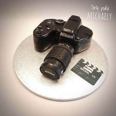 Nikon camera cake - Cake by Michaela Hybska
