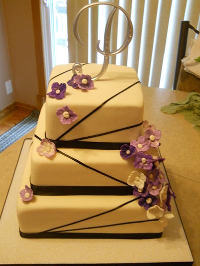 Hydrangea wedding. - Cake by emmalousmom