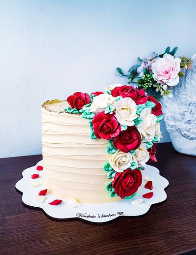 Roses cake - Cake by Vyara Blagoeva 