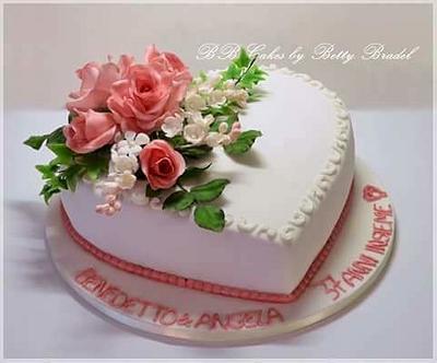 Pink roses - Cake by Betty Bradel