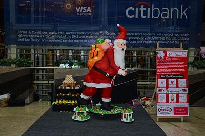 India's First Tallest Caricature cake - Santa Balancing on one leg - Cake by Poonam Ankur ShriShrimal