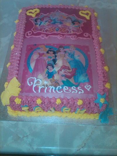 princess  - Cake by Que's Cakes