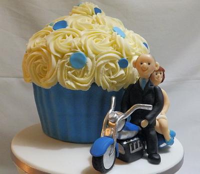 Motorbike wedding giant cupcake - Cake by Rachel Roberts