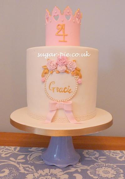 Tiara birthday cake - Cake by Sugar-pie
