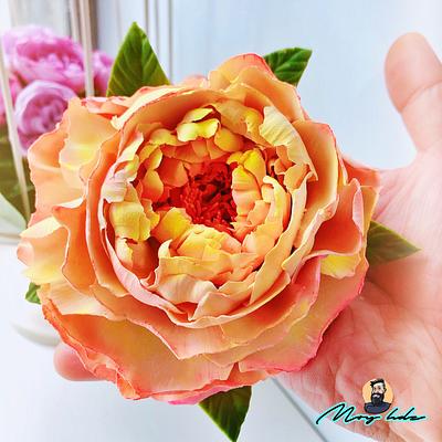 Flexible paste flower  - Cake by Moy Hernández 