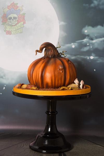 Perfect pumpkin!  - Cake by Karen Keaney