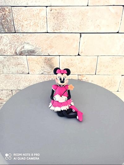 Minnie mouse cake topper - Cake by Cakes_bytea
