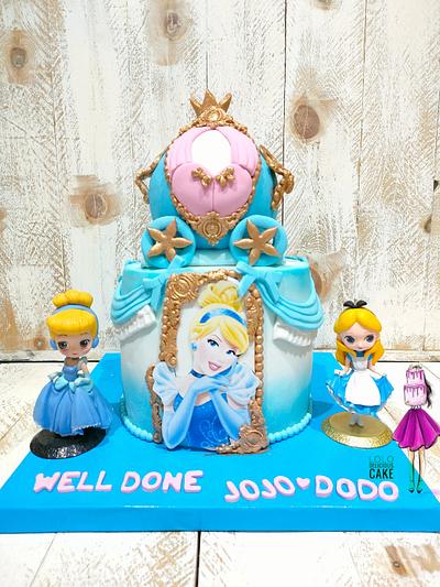 Cinderella cake by lolodeliciouscake 💙 - Cake by Lolodeliciouscake