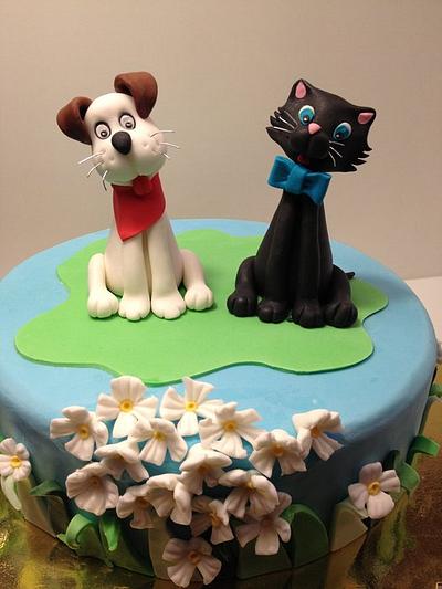 .....Like cats and dogs!! - Cake by danida