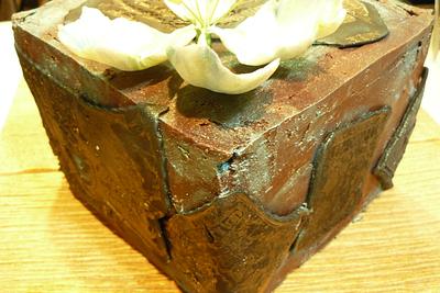 aged tarnished keepsake box - Cake by gail