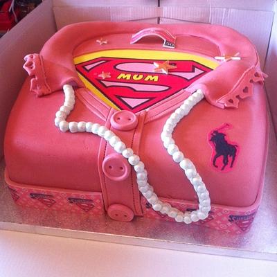 Supermum!  - Cake by femmebrulee