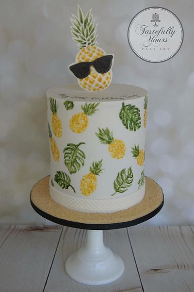 Hawaiian happiness - Cake by Marianne: Tastefully Yours Cake Art 