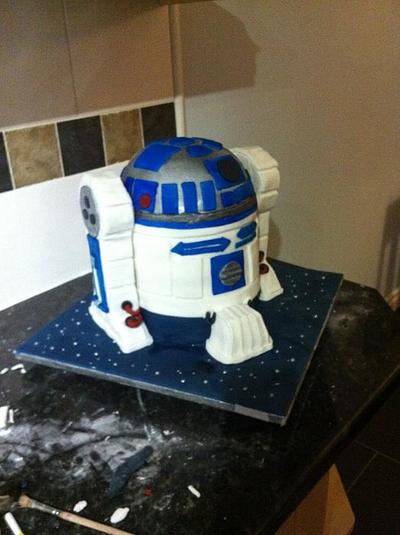 R2D2 - Cake by Amanda