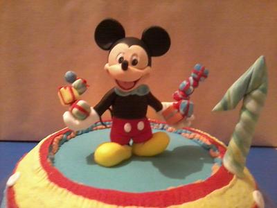 Mickey Mouse - Cake by Sara